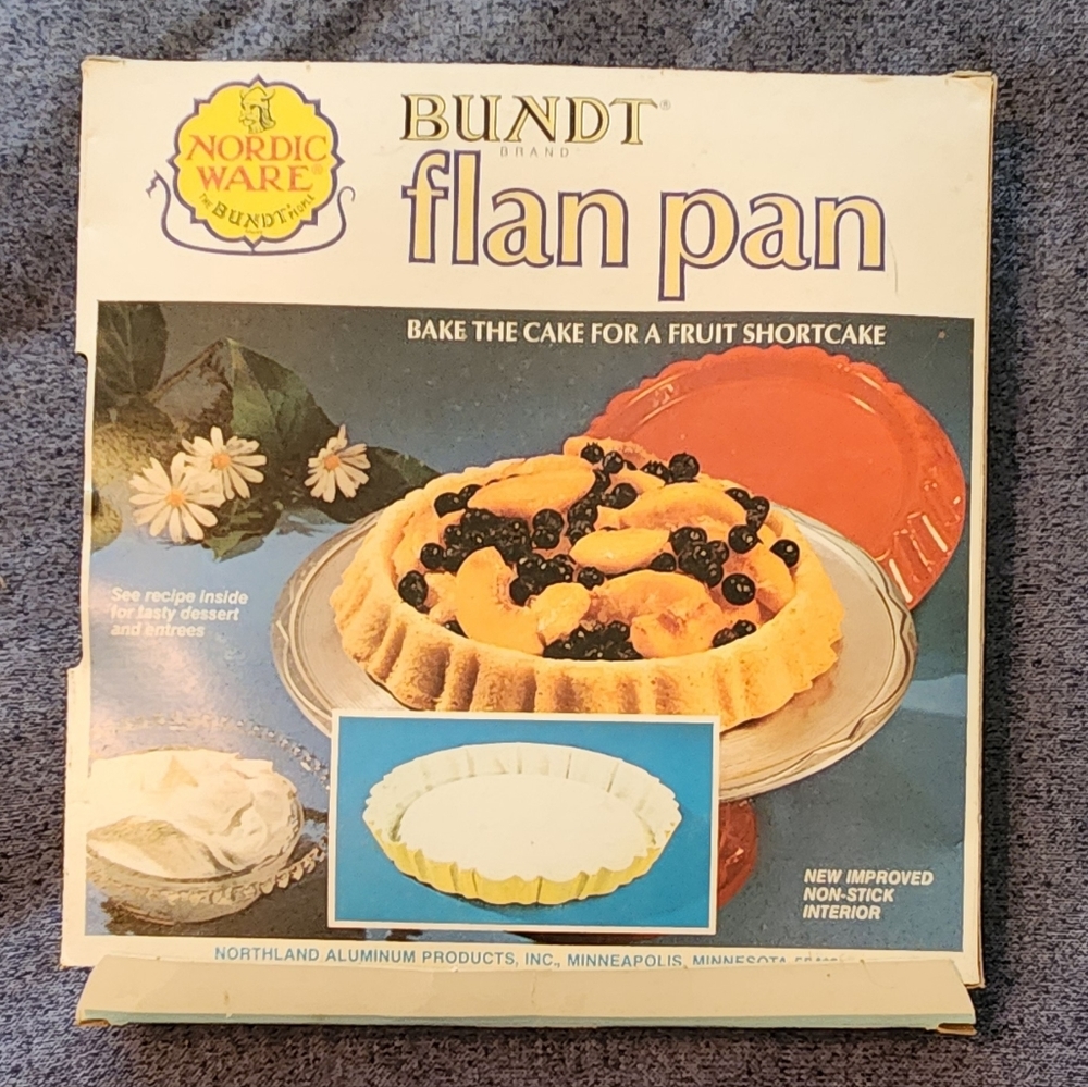Vintage Nordic Ware Bundt Pan